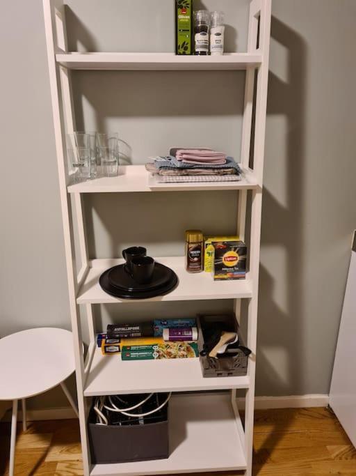 Small Studio Appartment Тромсё Экстерьер фото